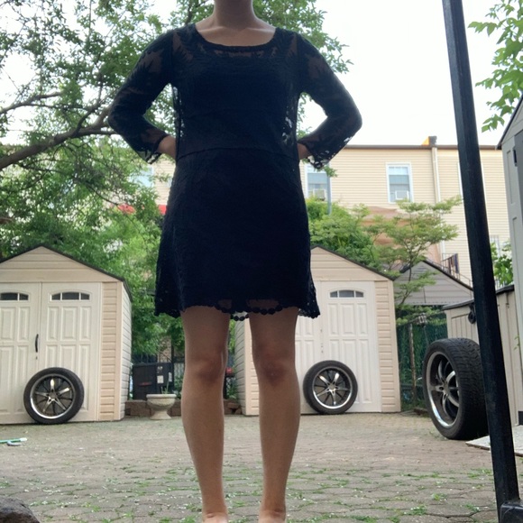 🌻4/20 Express Lace Mini dress - Picture 3 of 9